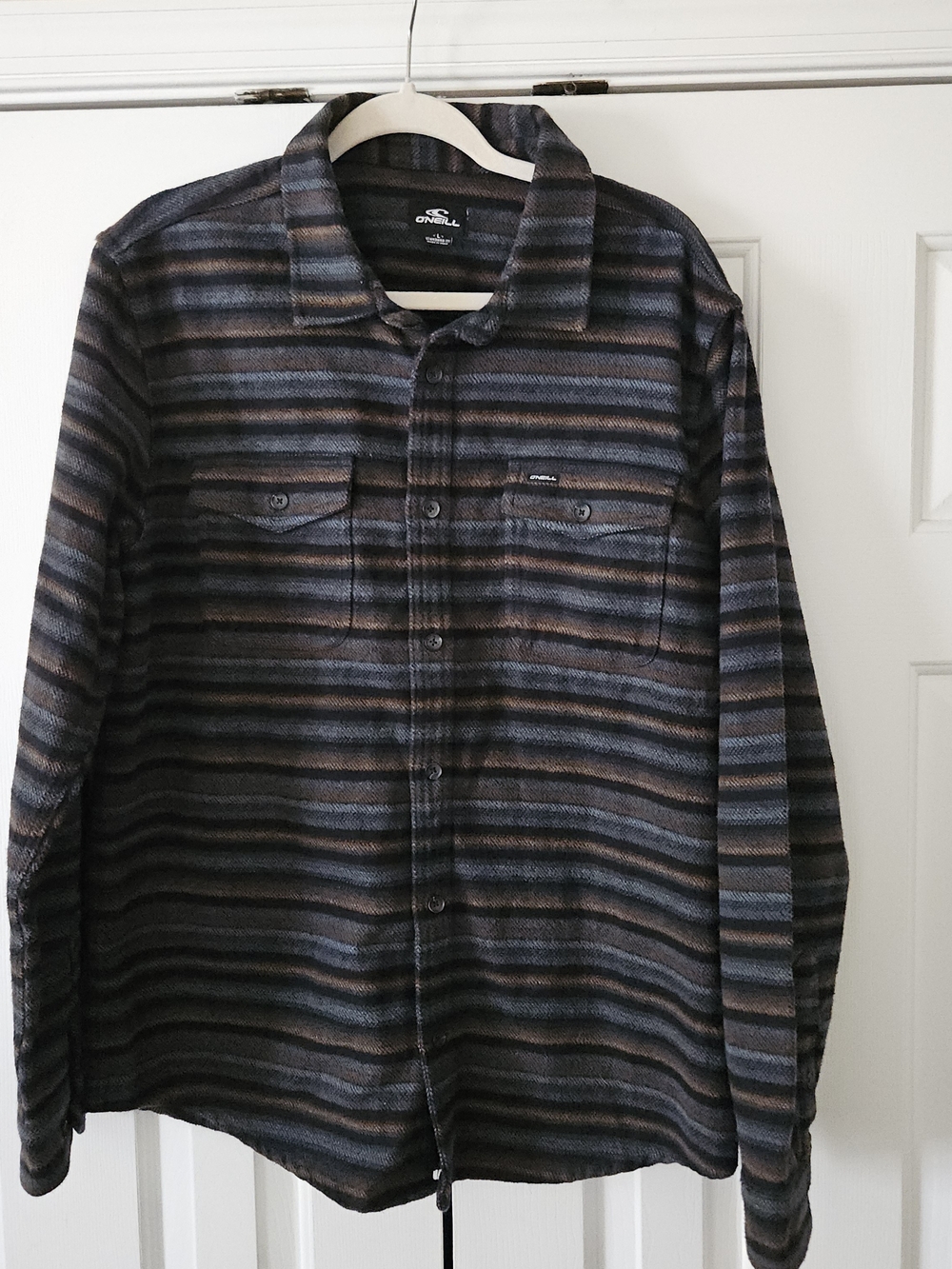 O'Neill Men's L Gray Blue Brown Striped Richmond Flannel Cotton Button-Up.